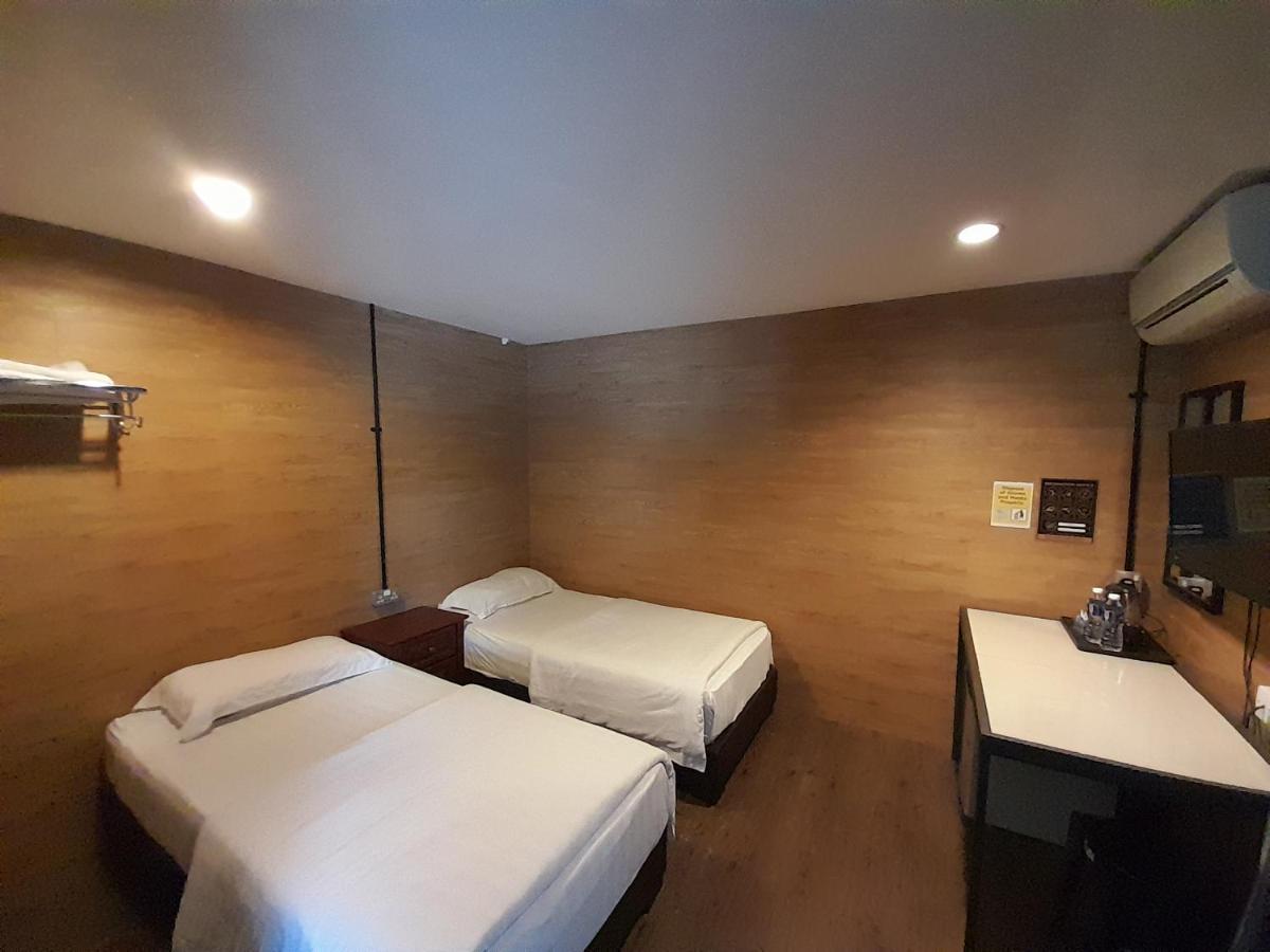 Talents Motor Park Hotel Klang Exterior photo